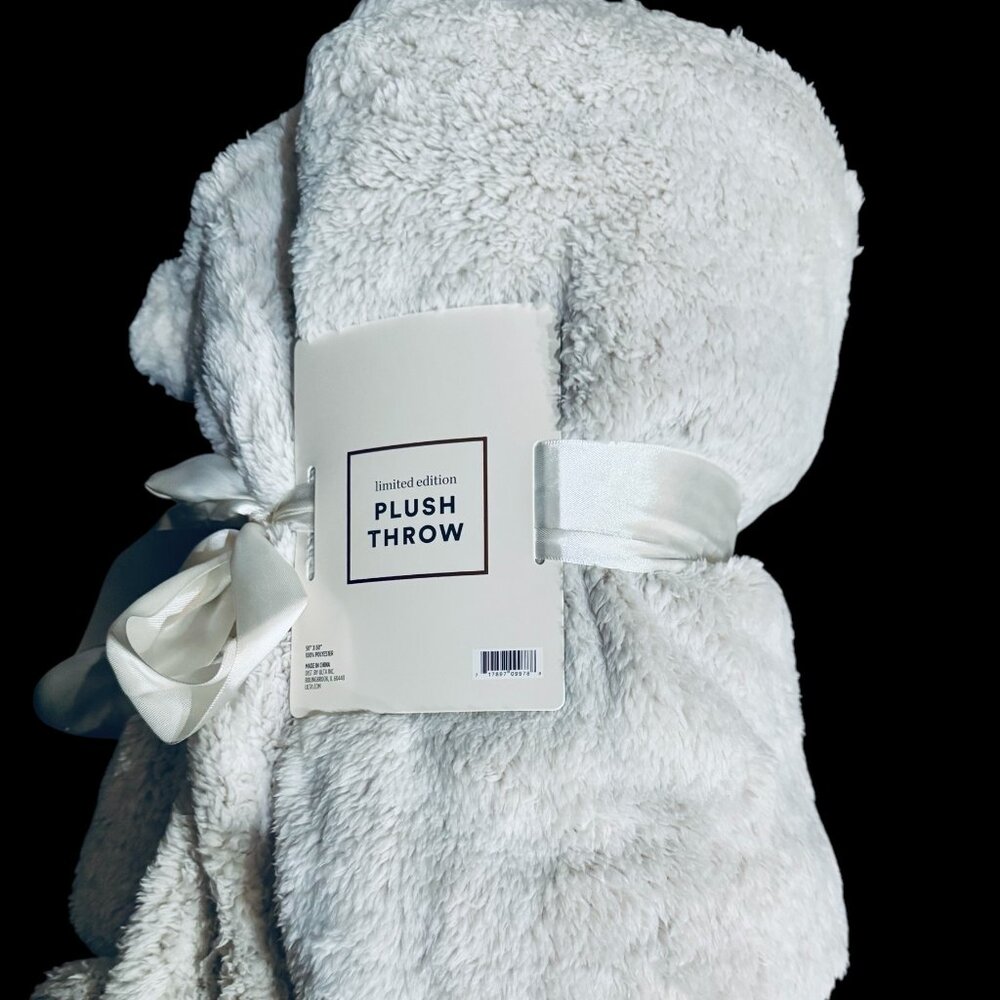 Plush and Cozy 50x60 Faux Fur Throw Blanket